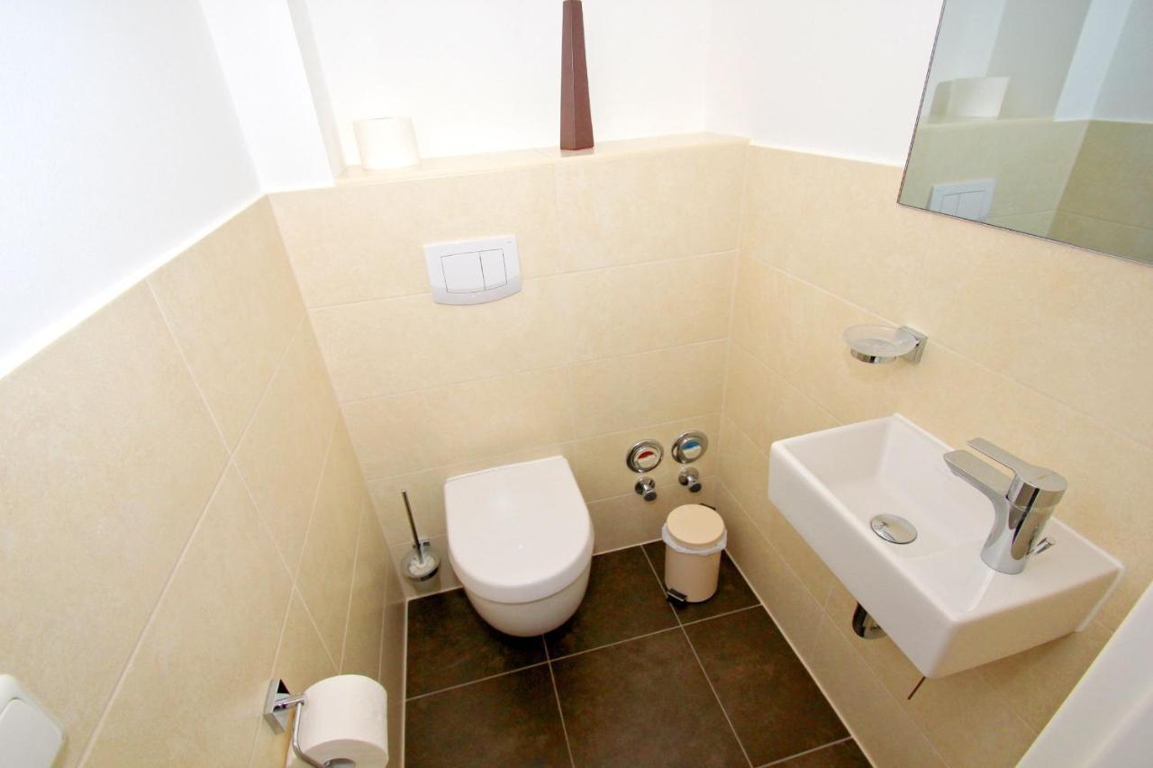 Hafennahe Penthousewohnung Mit Meerblick - Hafenresidenz Lauterbach Fewo 2-7 외부 사진